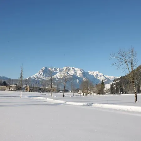 Salzburg Apartment *